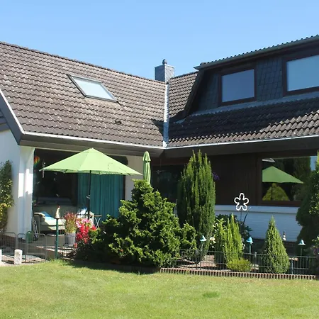 Thiessen - Ferienwohnung Mit Sonnigem Balkon Silberstedt Esterno foto