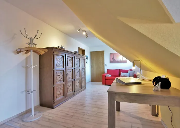 Thiessen - Ferienwohnung Mit Sonnigem Balkon